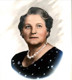Elizabeth Genetti Smith